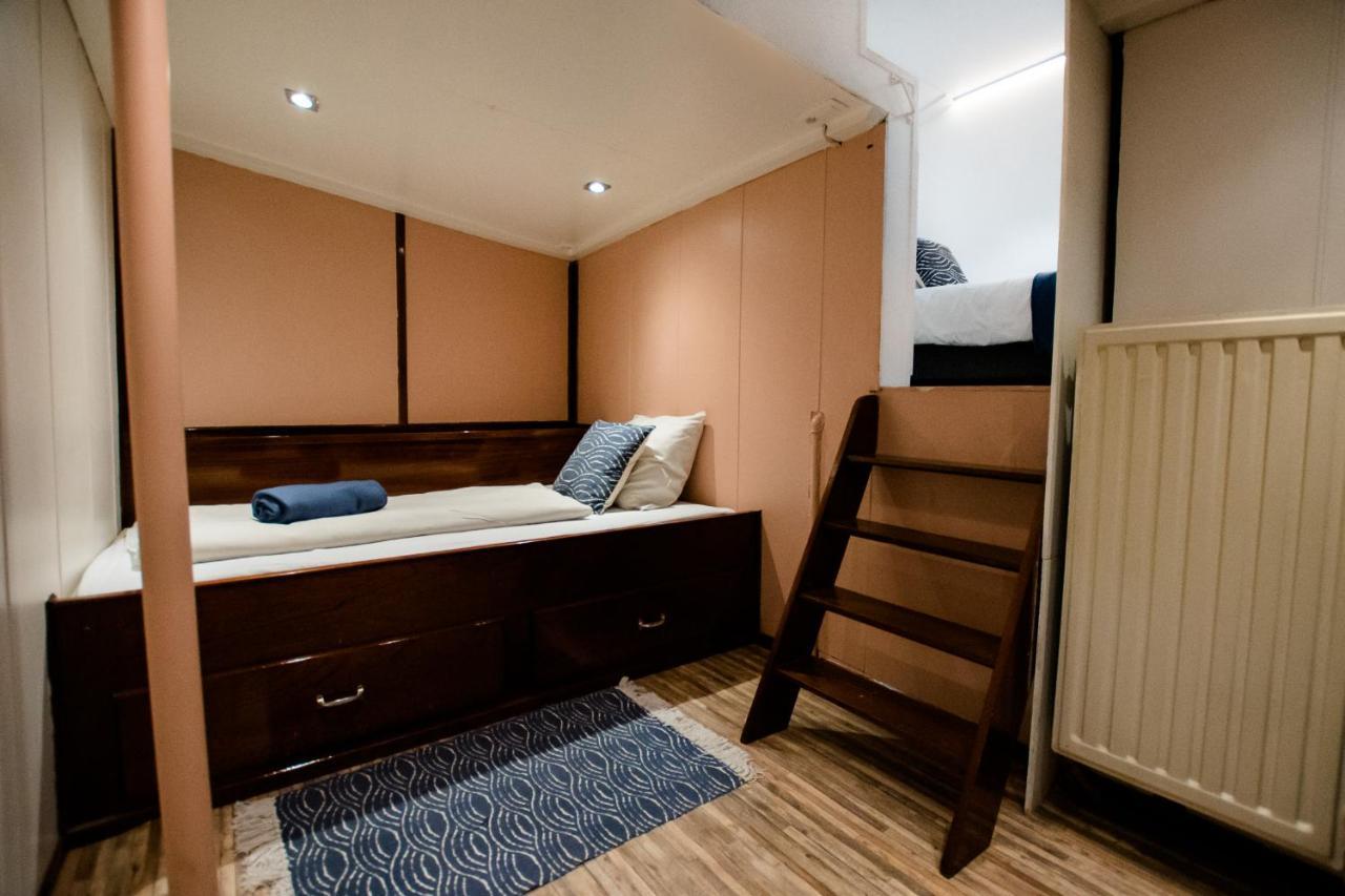Hotel Houseboat Jana - With Sauna And Terrace Bruges Esterno foto